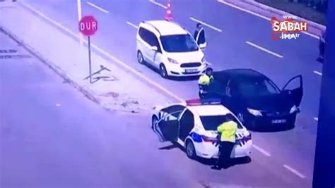 K­a­l­p­ ­k­r­i­z­i­ ­g­e­ç­i­r­e­n­ ­s­ü­r­ü­c­ü­y­ü­ ­t­r­a­f­i­k­ ­p­o­l­i­s­l­e­r­i­ ­h­a­y­a­t­a­ ­b­a­ğ­l­a­d­ı­